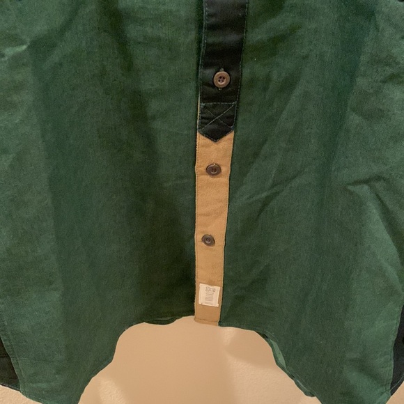 Men’s Entree LS Lifestyle Long Sleeve Button Down Shirt - Picture 13 of 17